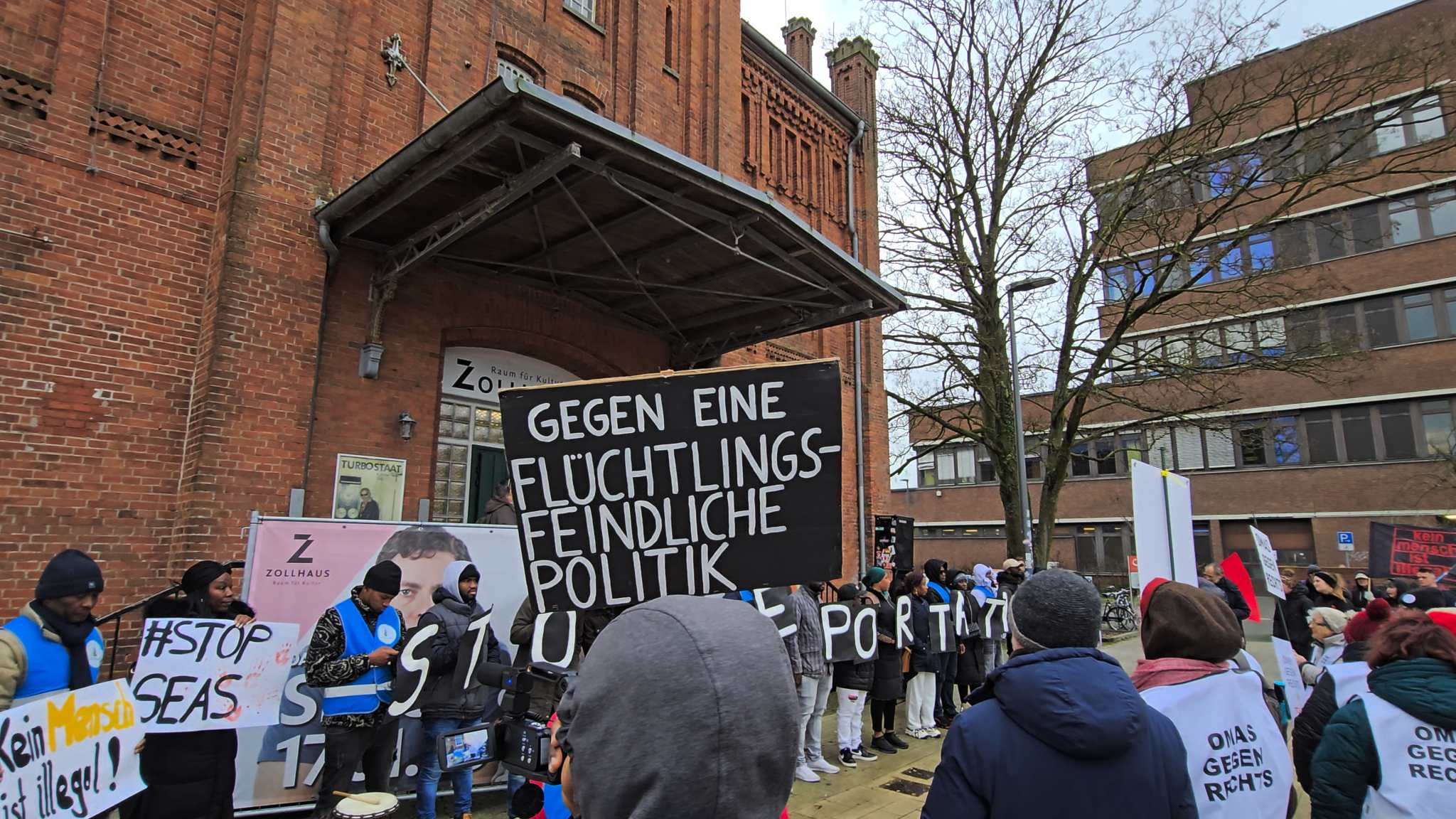 Demo „Kein Mensch ist illegal“